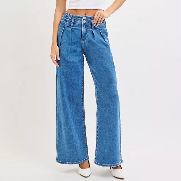 RISEN Full Size Mid Rise Fit Wide Leg with Pleated Detail Jeans Plus Size - Picture 1 of 7